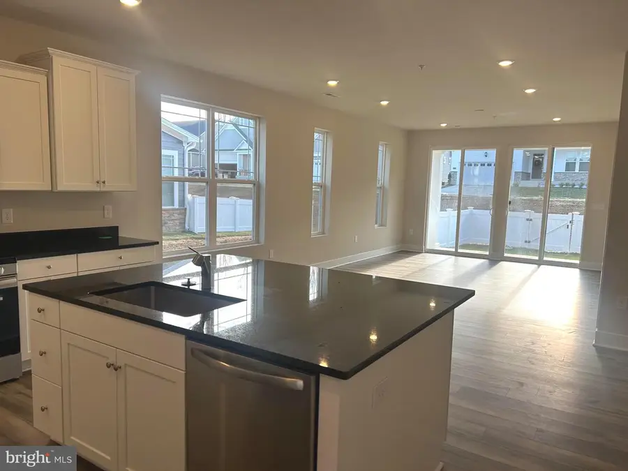 10619 Great Basin Pl, White Plains, MD 20695 - Image #3