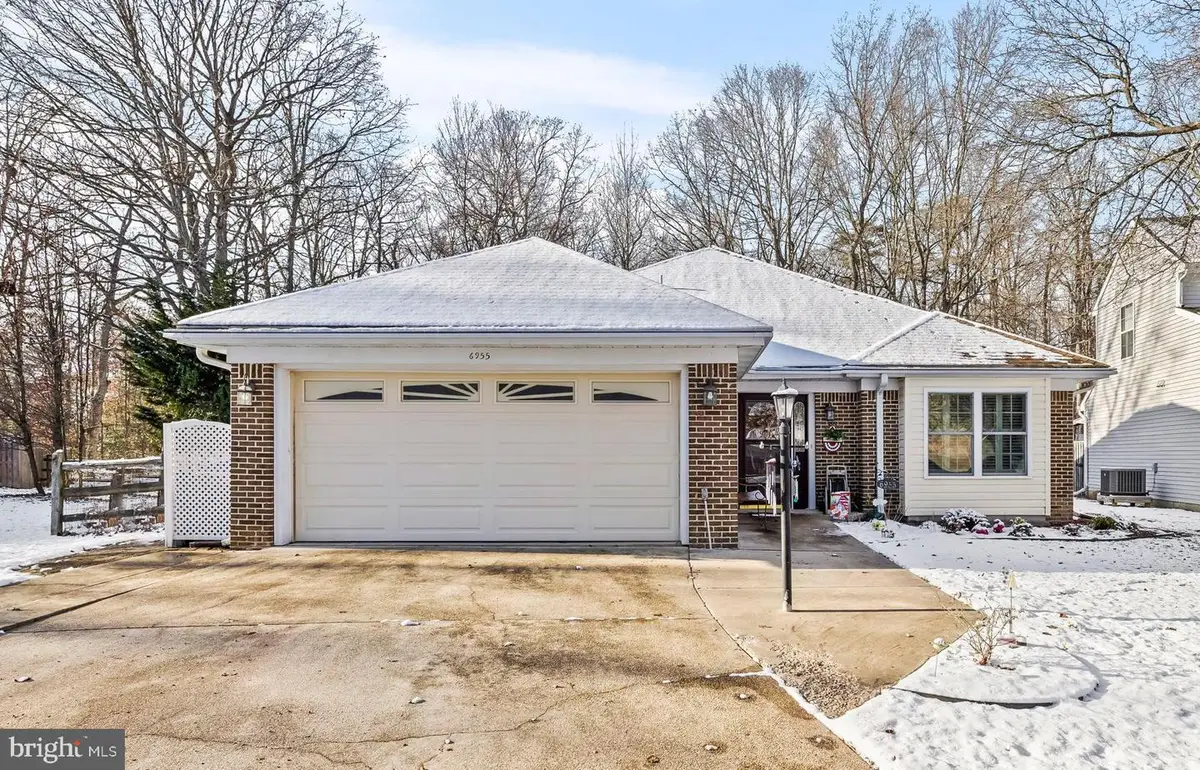 6955 Cony Ct, Waldorf, MD 20603 - Image #1