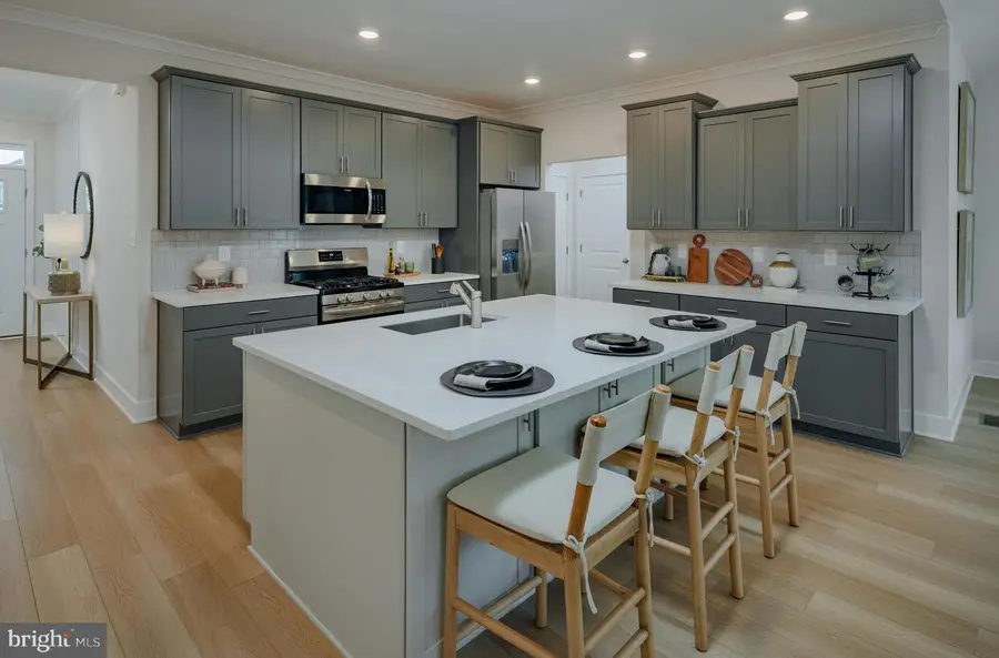 10143 Shenandoah Ln, White Plains, MD 20695 - Image #2