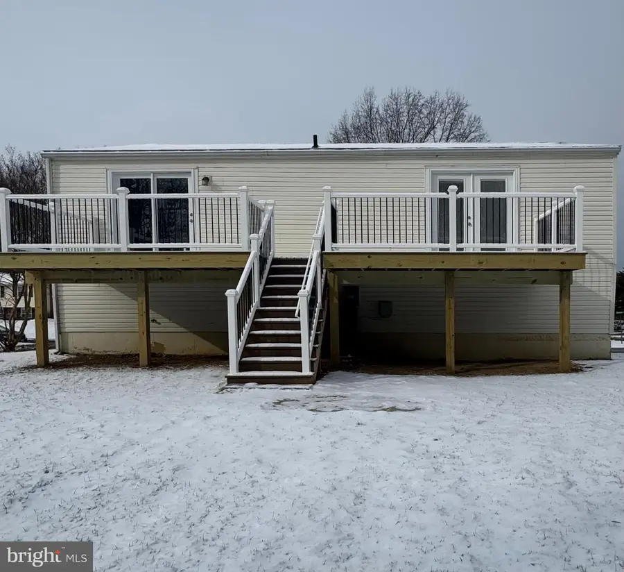 2352 Ironwood Dr, Waldorf, MD 20601 - Image #2