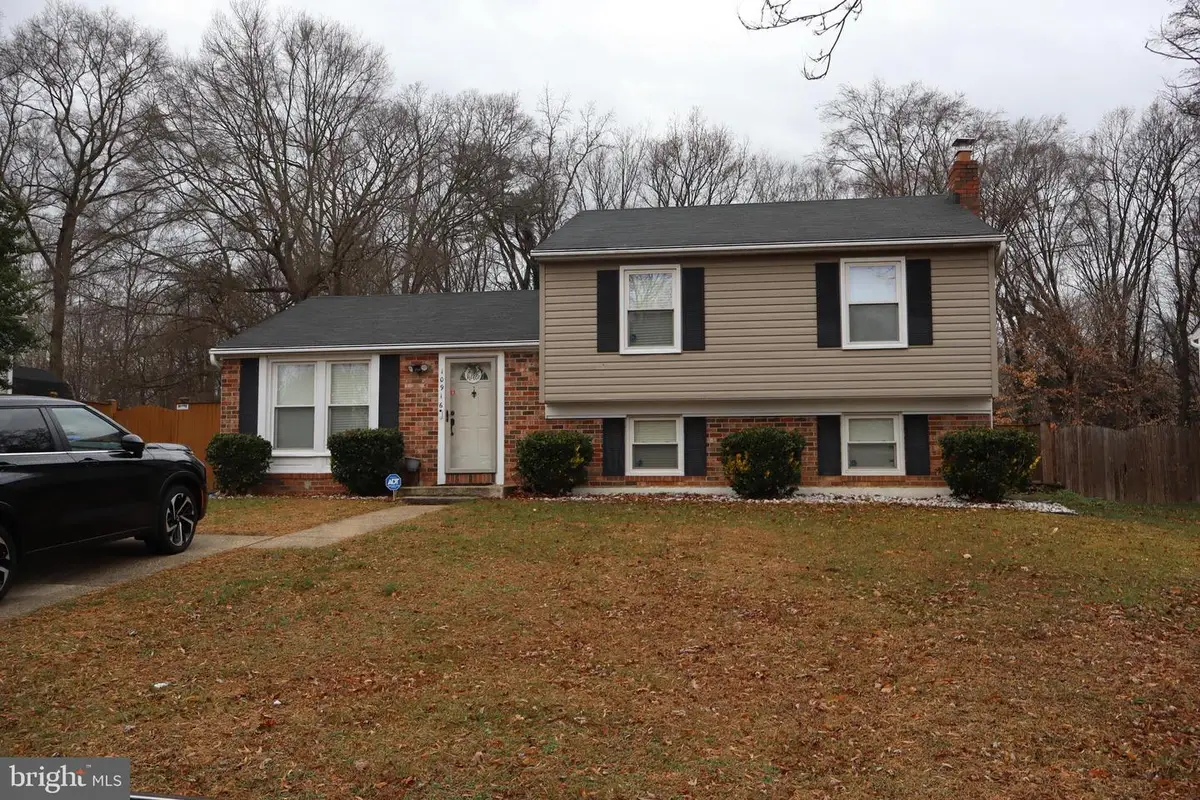 10916 Bridle Path Cir, Waldorf, MD 20601 - Image #1