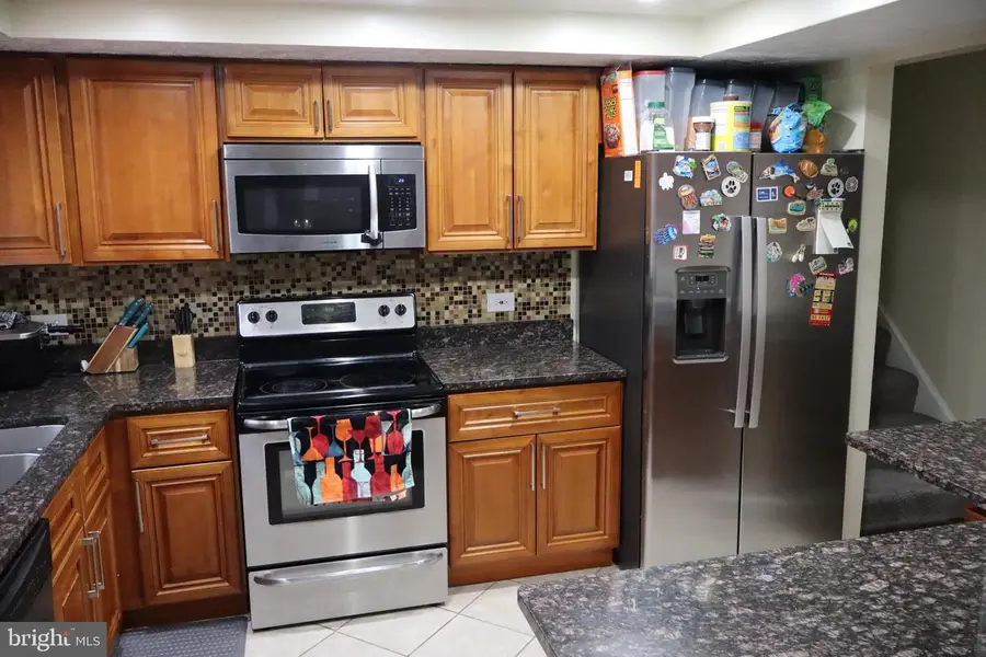 10916 Bridle Path Cir, Waldorf, MD 20601 - Image #2