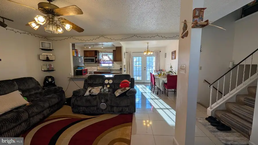 12081 Pierce Rd, Waldorf, MD 20601 - #2