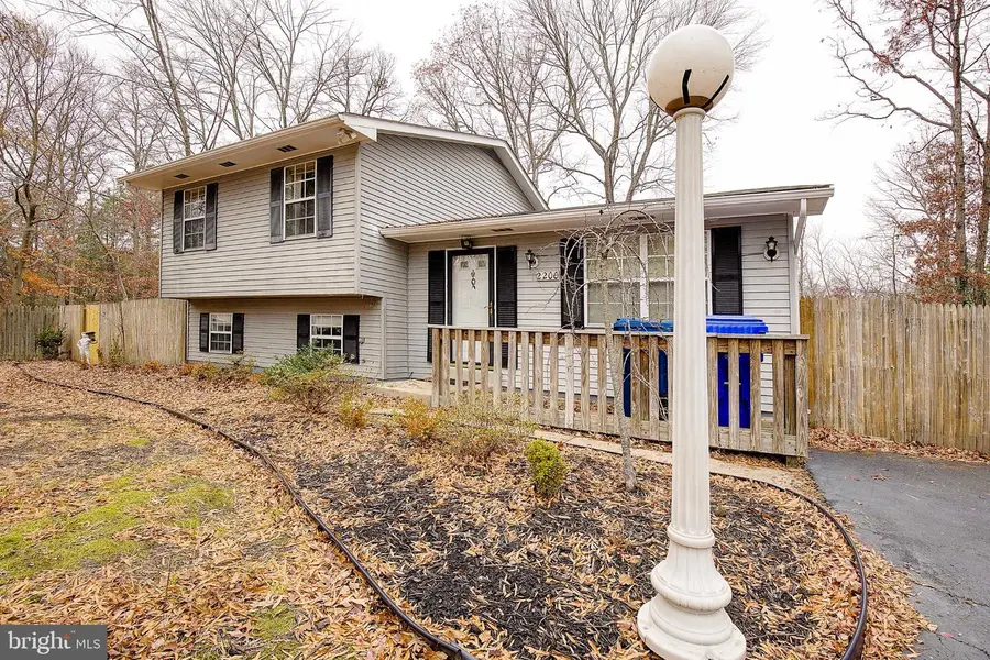 2200 Holly Oak Ct, Waldorf, MD 20601 - Image #2