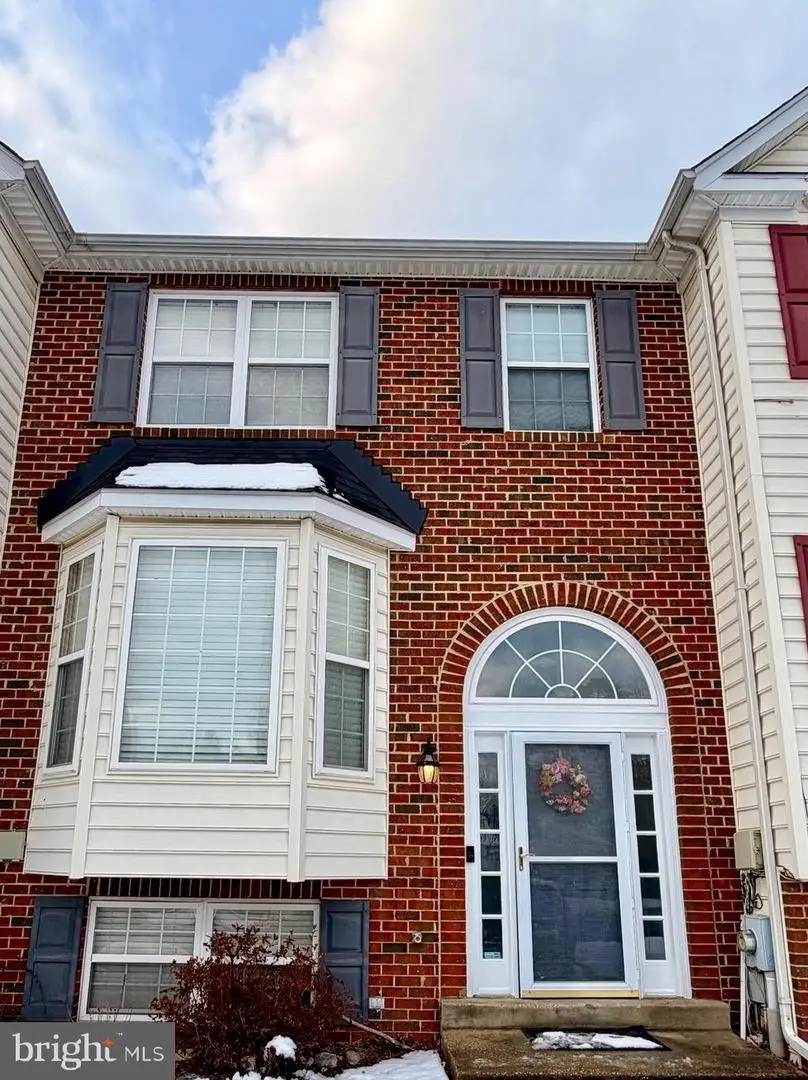 10966 W Point Pl, White Plains, MD 20695 - #1