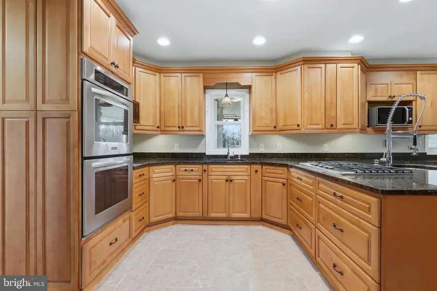 12920 Hillcrest Pl, Charlotte Hall, MD 20622 - #3