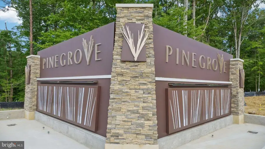 438 Whirl Ln, La Plata, MD 20646 - Image #2