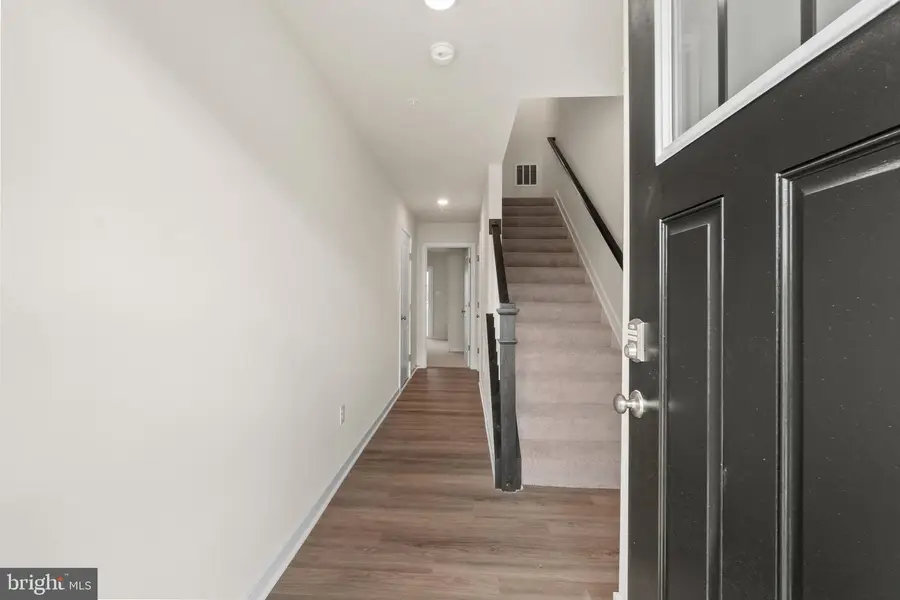 446 Whirl Ln, La Plata, MD 20646 - Image #2