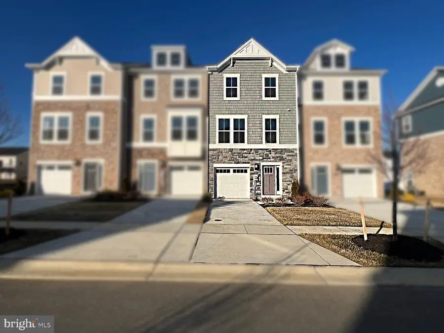 10999 Barnard Pl, White Plains, MD 20695 - Image #2