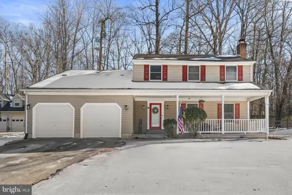 8653 Valley Dr, WALDORF, MD 20603