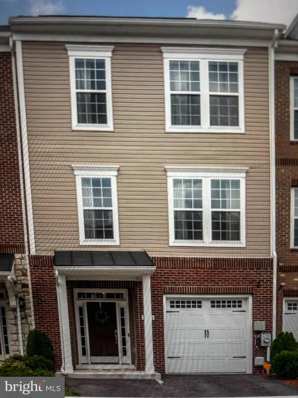 3595 Fossilstone Pl, WALDORF, MD 20601