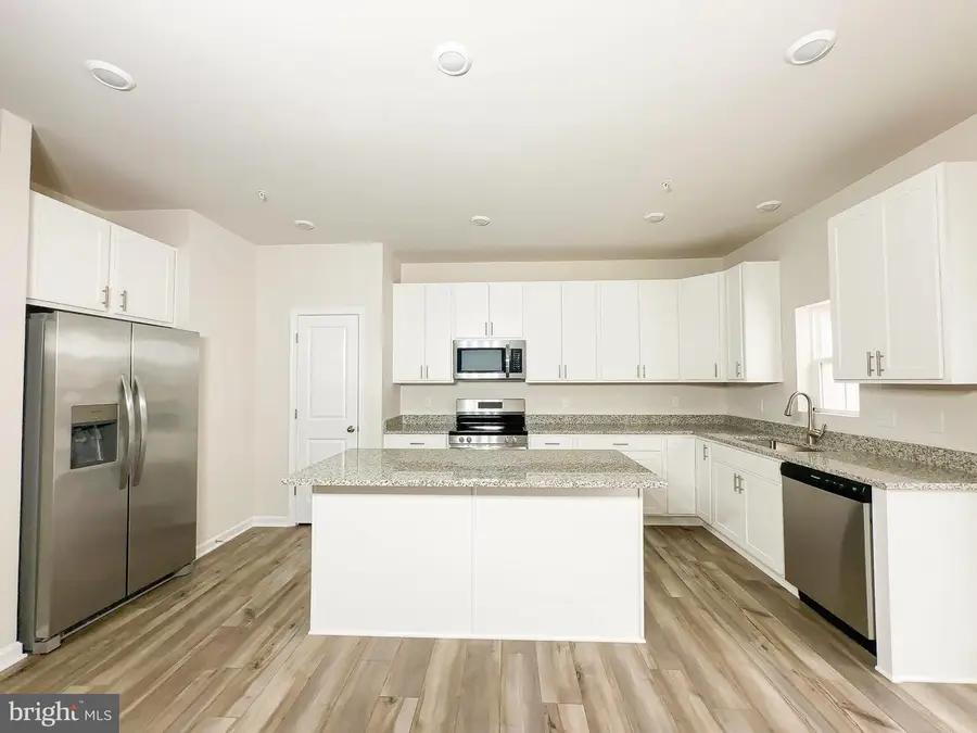 5626 Ludlow Pl, White Plains, MD 20695 - #2