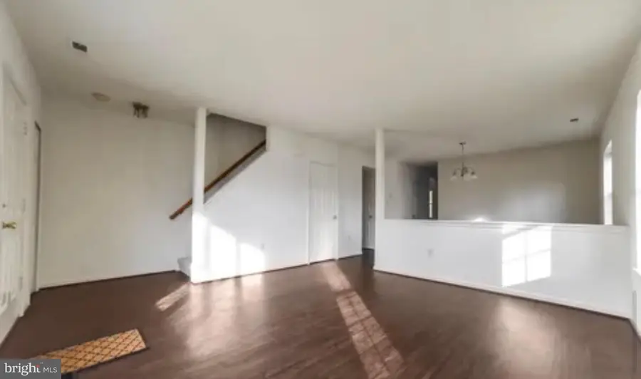 6119 Gray Wolf Ct, Waldorf, MD 20603 - #2