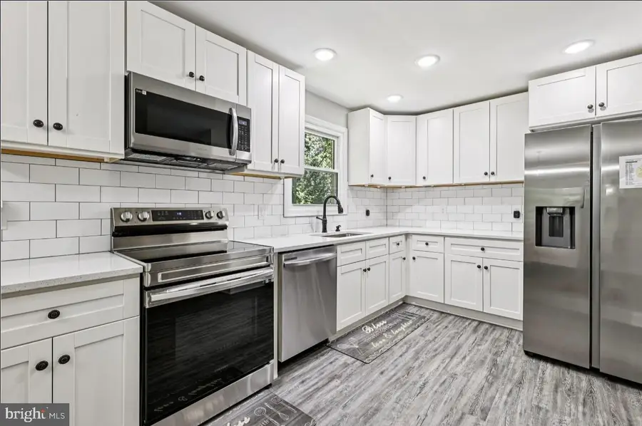 6975 Rose Ln, La Plata, MD 20646 - #3