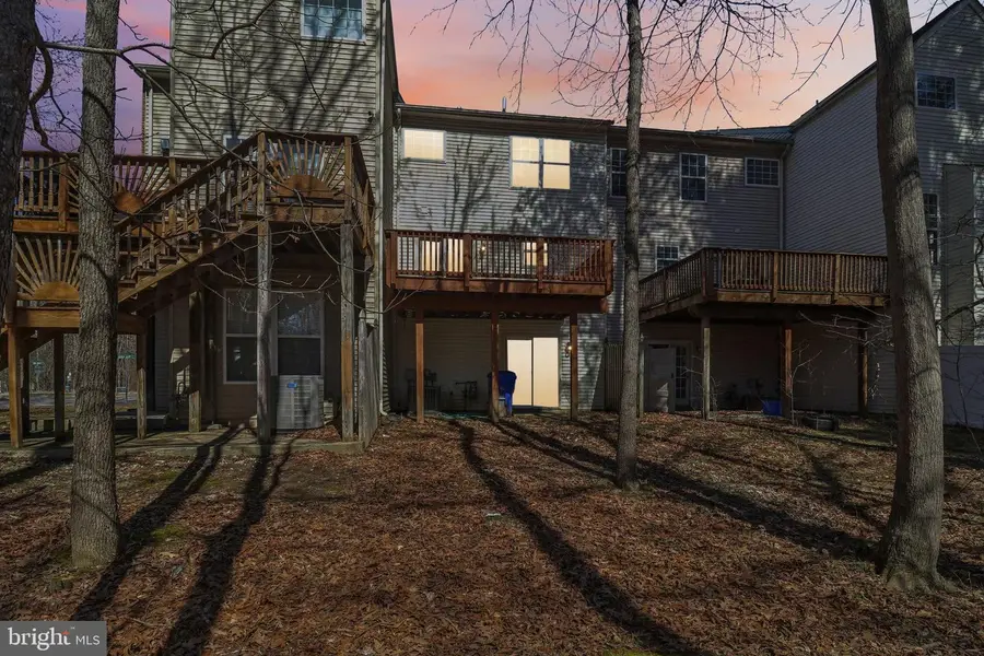 8033 Bloomsbury Pl, White Plains, MD 20695 - #2