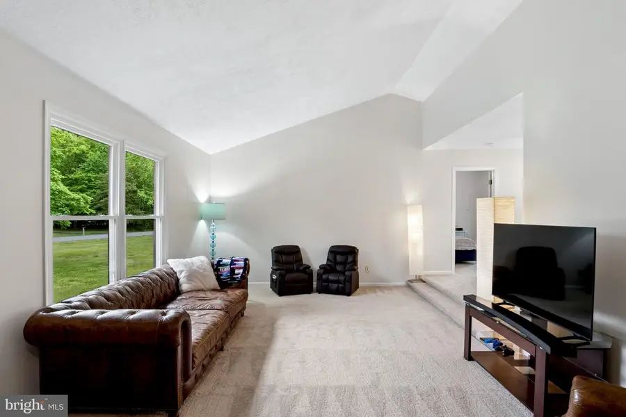 10710 Prince Charles Dr, La Plata, MD 20646 - #3