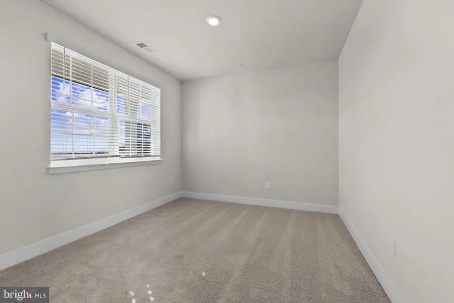 621 Hoot Owl Ln, La Plata, MD 20646 - #2