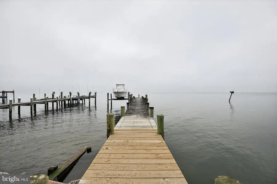 15185 Potomac River Dr, Cobb Island, MD 20625 - #2