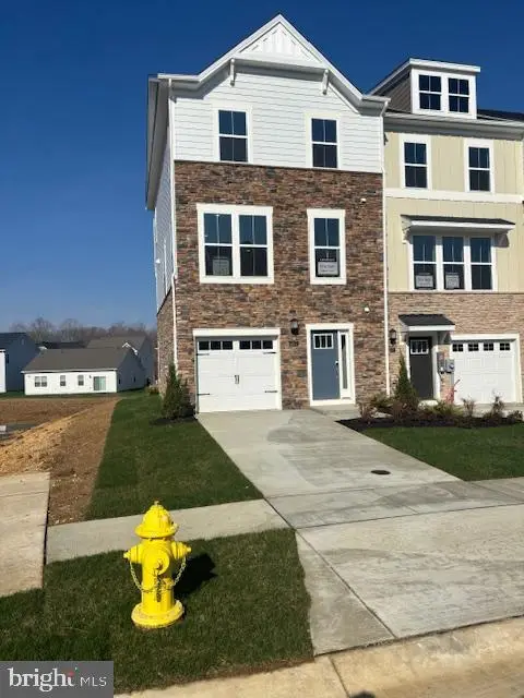 5517 Aberdeen Pl, White Plains, MD 20695 - #2
