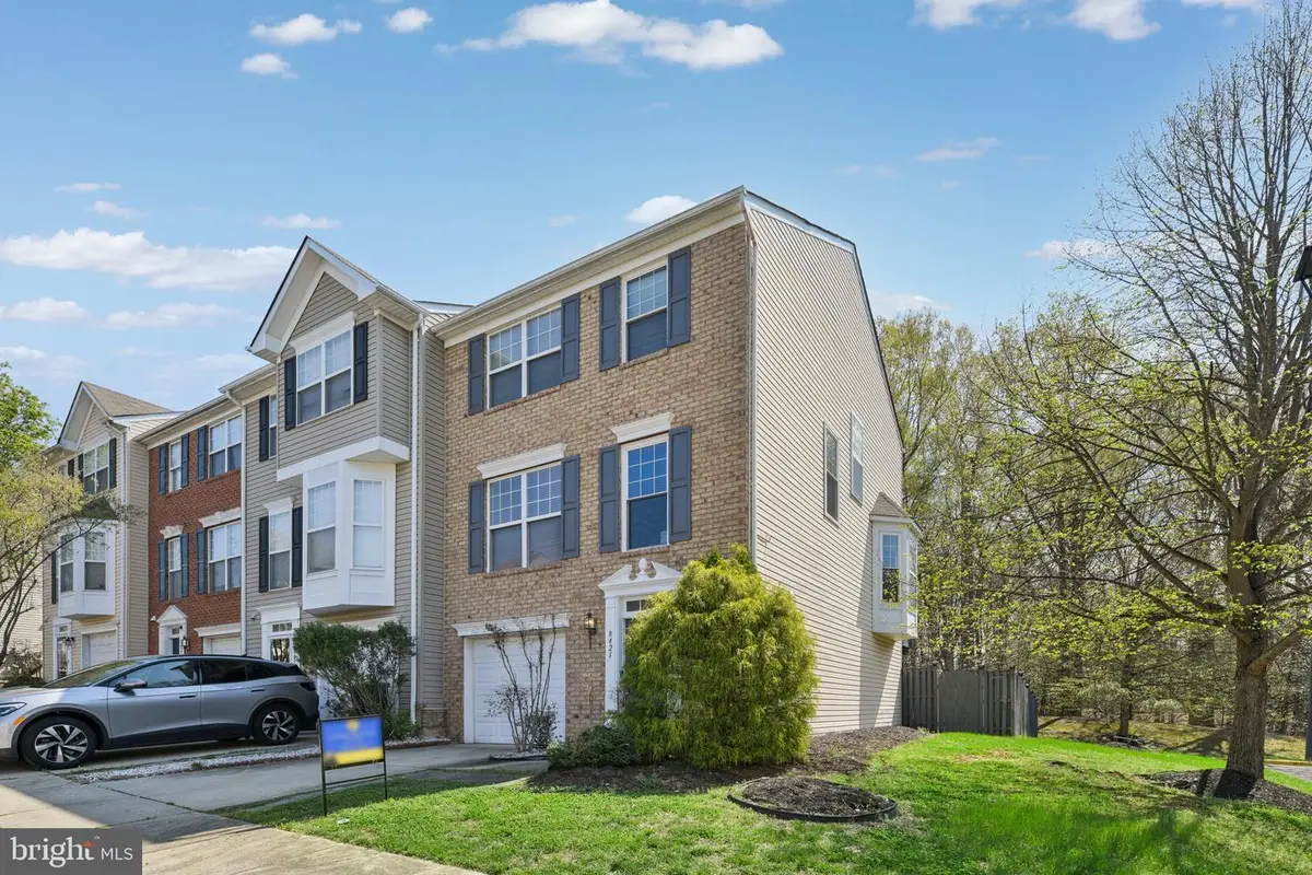 8421 Gauntlet Pl, White Plains, MD 20695 - #1