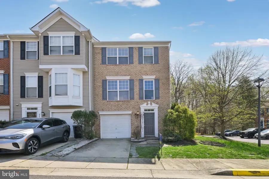 8421 Gauntlet Pl, White Plains, MD 20695 - #2