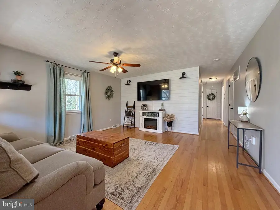 10322 Charles St, La Plata, MD 20646 - #3