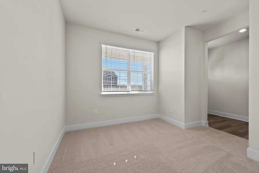 609 Hoot Owl Ln, La Plata, MD 20646 - #2