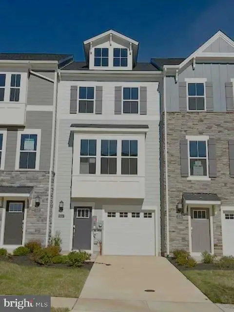 5534 Marksburg Pl, White Plains, MD 20695 - #2