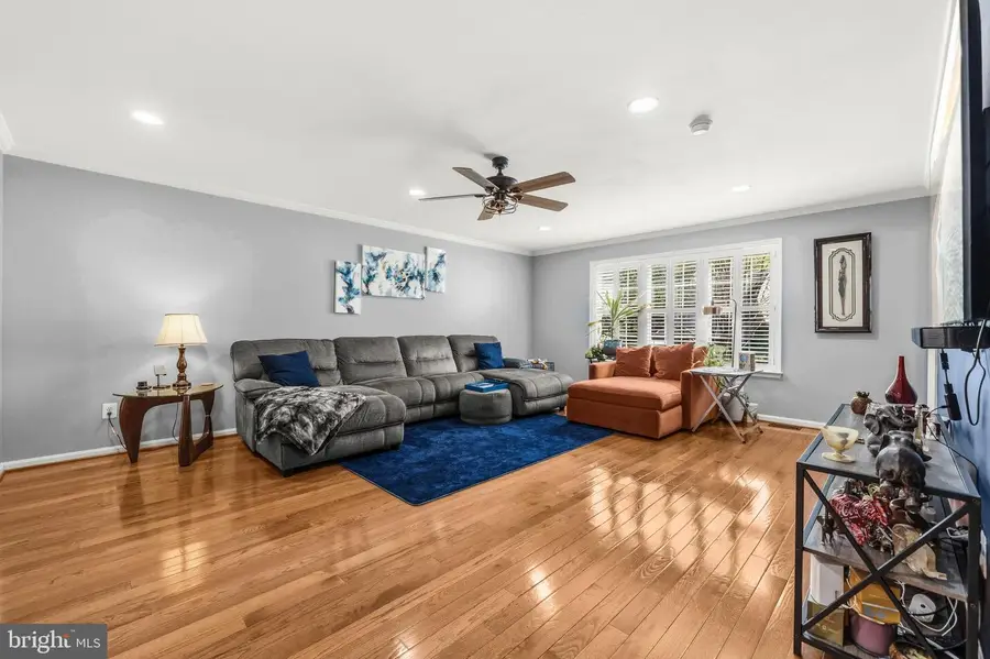 907 Hickory Cir, La Plata, MD 20646 - #2