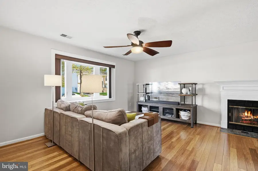 2309 Rolling Meadows St, Waldorf, MD 20601 - #2