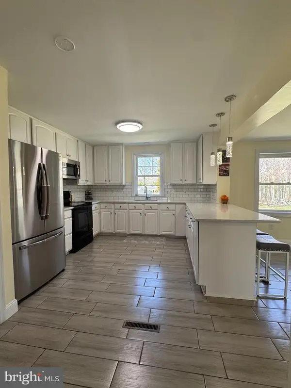 8215 Harry Warren Pl, WELCOME, MD 20693