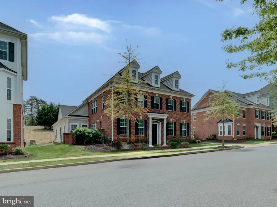 228 Buckeye Cir, La Plata, MD 20646 - #3