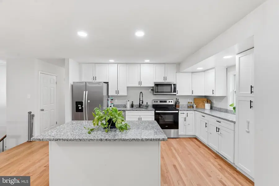 9375 Westfield Dr, White Plains, MD 20695 - #2