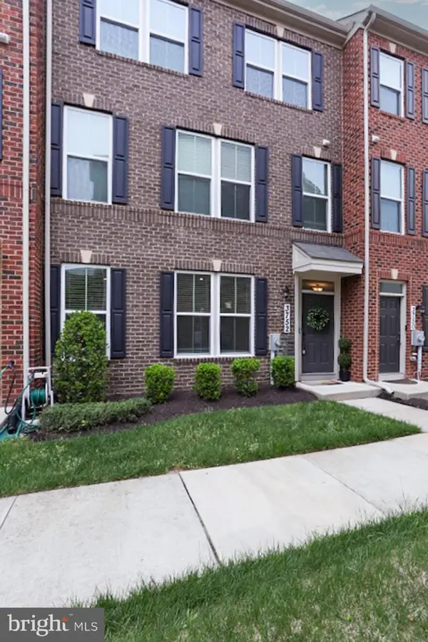 3752 Charterhouse Aly, WALDORF, MD 20603