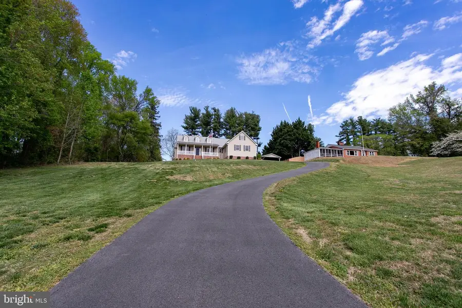 8757 Port Tobacco Rd, La Plata, MD 20646 - #2