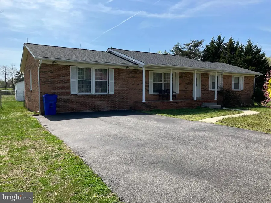 5605 Huckleberry Dr, Bryantown, MD 20617 - #2