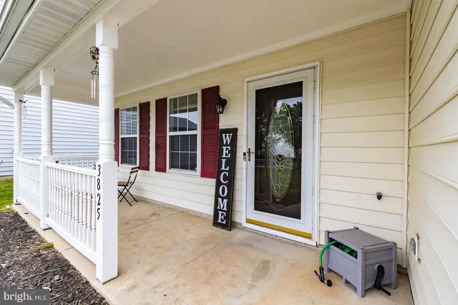 3825 Perch Ct, Waldorf, MD 20603 - #3