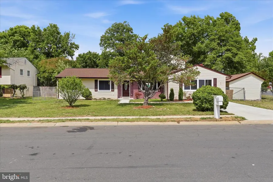 10501 Beechwood Dr, Waldorf, MD 20601 - #2
