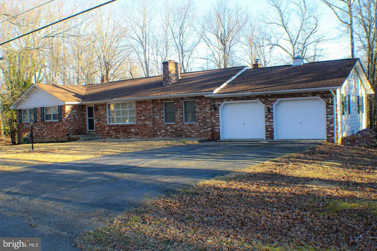 6040 Hannon Dr, La Plata, MD 20646 - #1