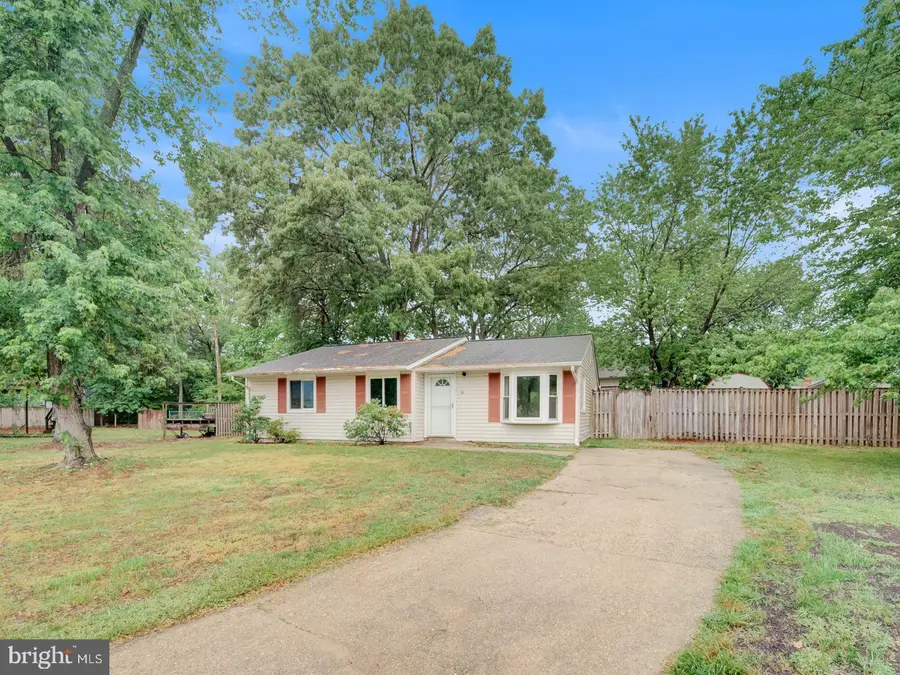 10 Bexhill Ct, Waldorf, MD 20602 - #3