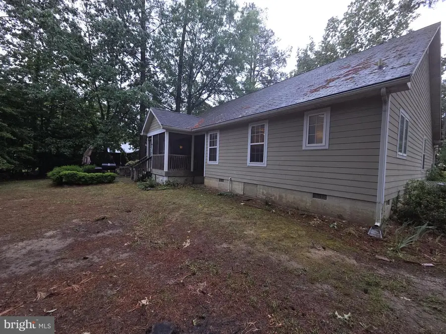 14610 Honeysuckle, Issue, MD 20645 - #3