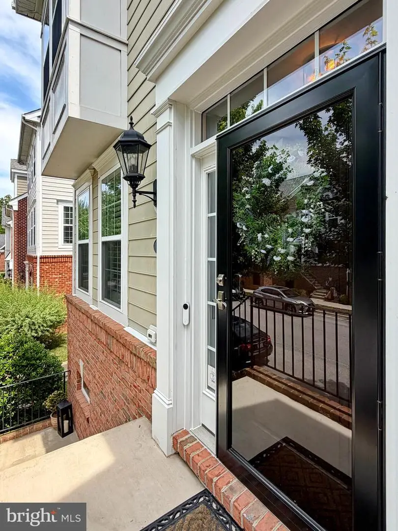 15 Mustang Dr, La Plata, MD 20646 - #2