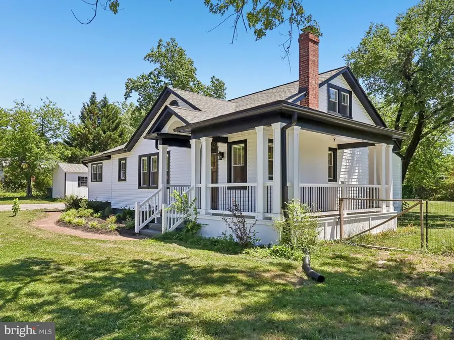 403 Prospect St, La Plata, MD 20646 - #2