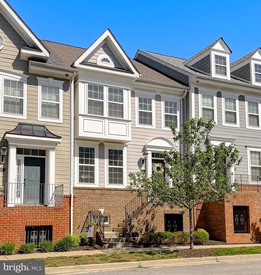 12 Mustang Dr, La Plata, MD 20646 - #2