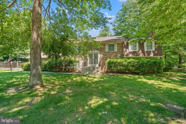 8620 Norman Dr, WHITE PLAINS, MD 20695