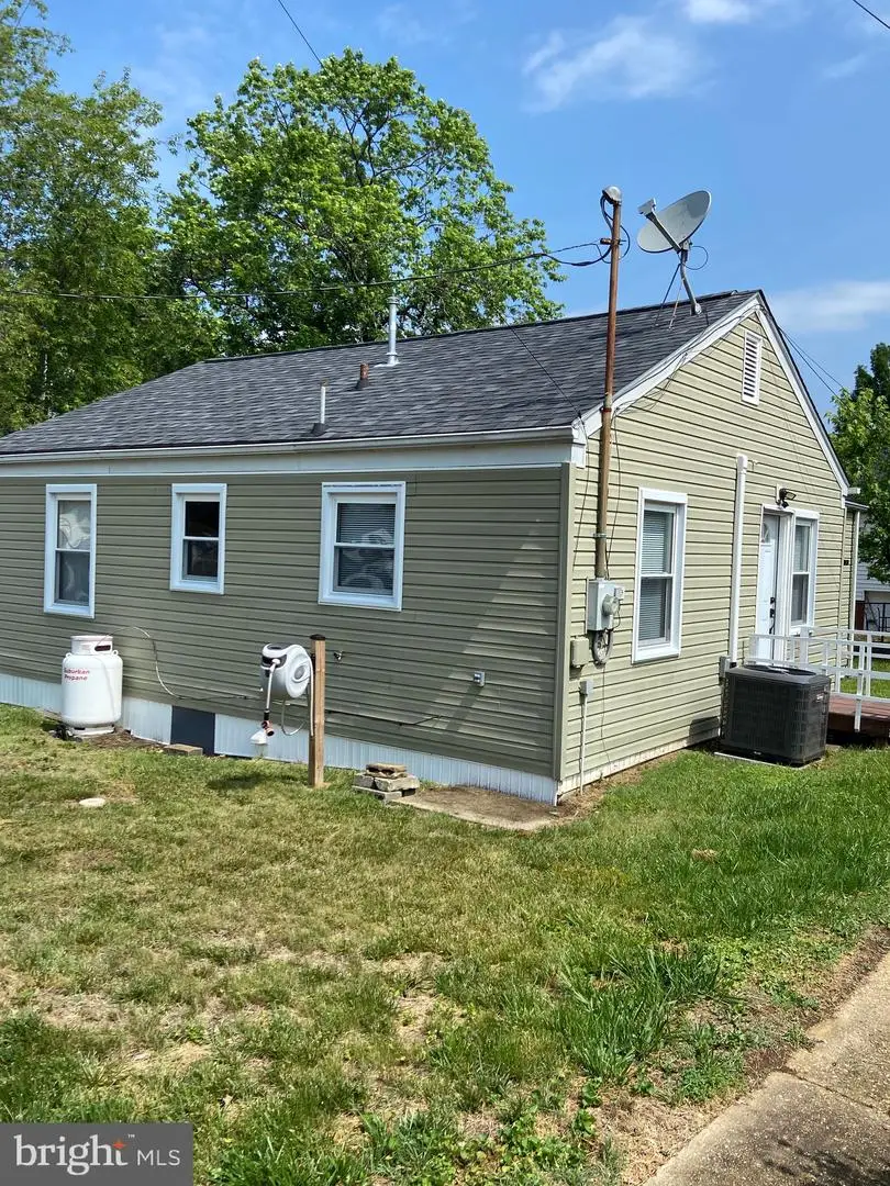 30 Circle Ave, Indian Head, MD 20640 - #1