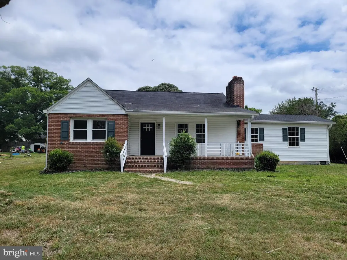 906 Washington Ave, La Plata, MD 20646 - #1