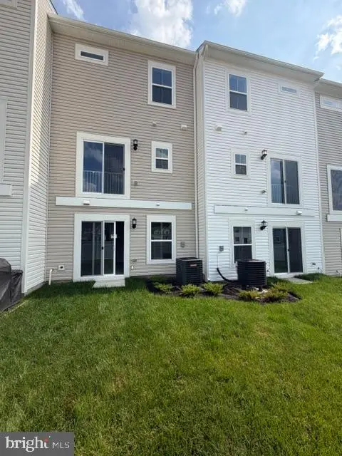 10531 Cobbler Pl, White Plains, MD 20695 - #2