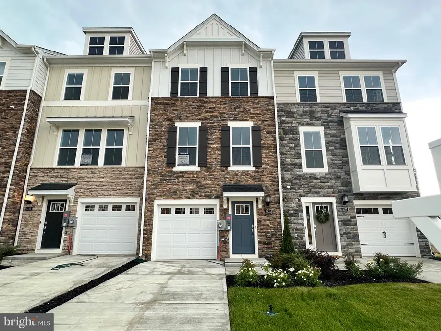 5513 Aberdeen Pl, White Plains, MD 20695 - #2