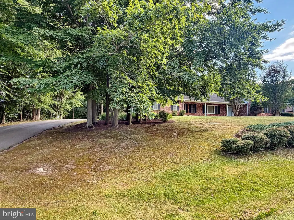 6499 Aura Dr, La Plata, MD 20646 - #1